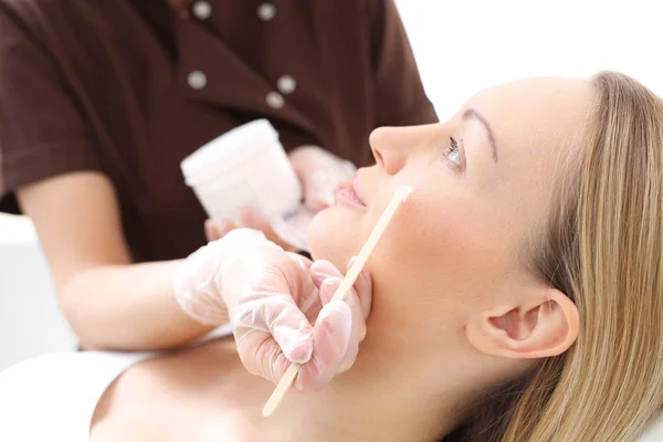 Application of a cosmetic salon — Stock Photo, Image