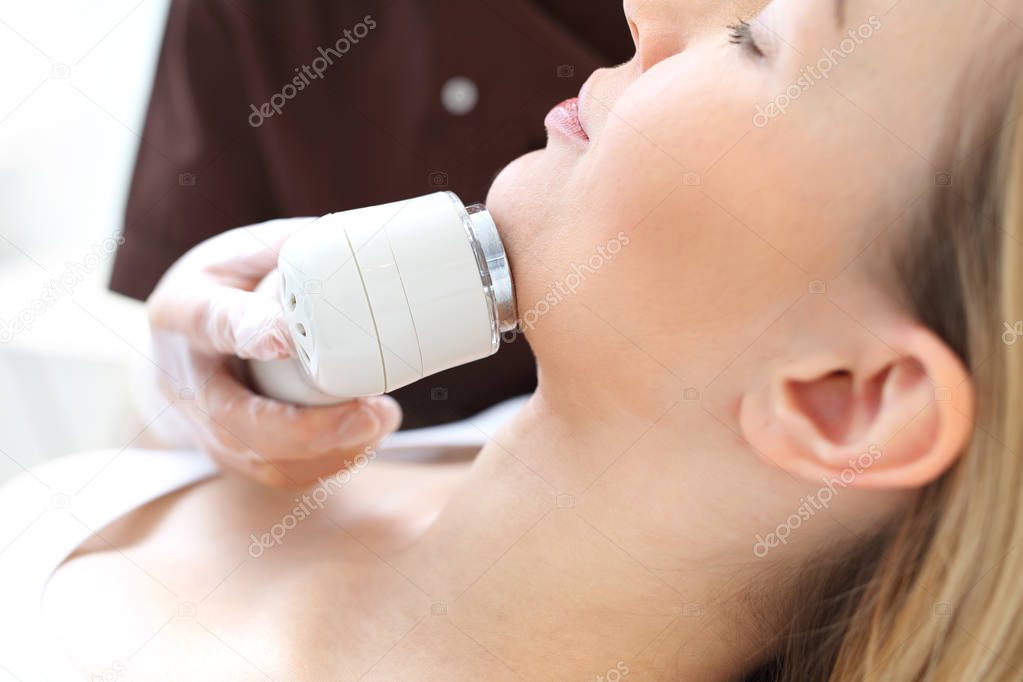Phototherapy, a woman in the beauty salon