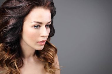 Yoğun ve güçlü saç