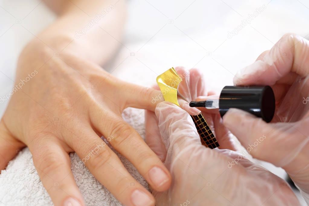 Nail extension with gel