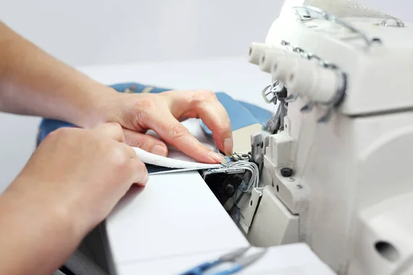 Seamstress Sews Clothes Sewing Machine Seamstress Sews Overlock Woman Works — Stock Photo, Image