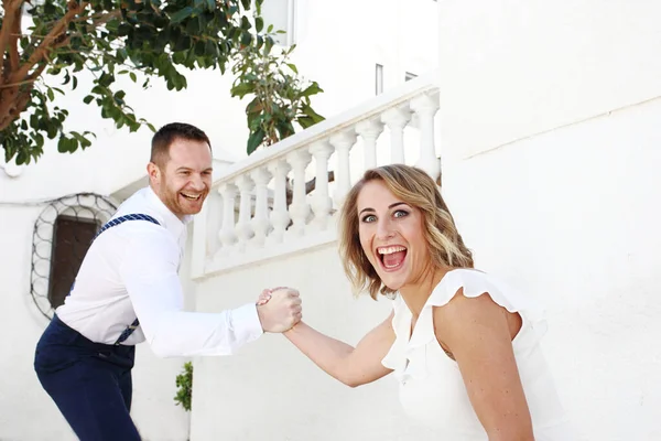 Matrimonio Giardino Giovane Coppia Uomo Donna Nel Giardino Estivo Persone — Foto Stock