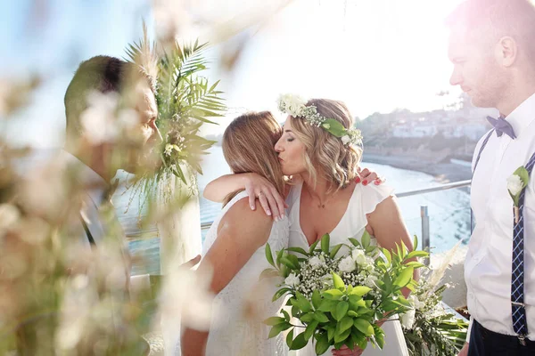 Casamento Praia Jovem Casal Uma Cerimônia Casamento — Fotografia de Stock