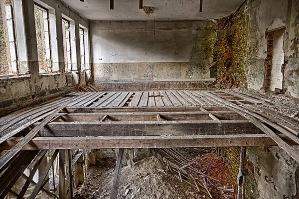 Elhagyott elpusztult szoba — Stock Fotó