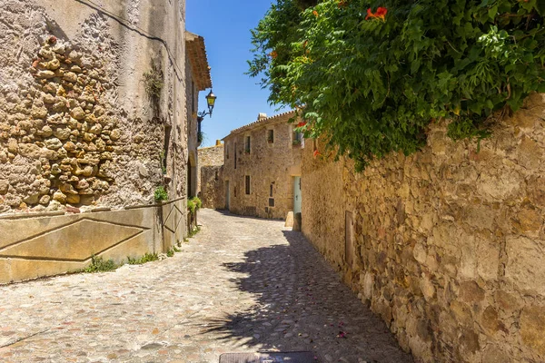 De middeleeuwse stad Pals in Catalonië, Spanje — Stockfoto