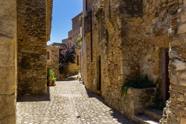 Ciudad medieval de Pals en Cataluña, España — Foto de Stock