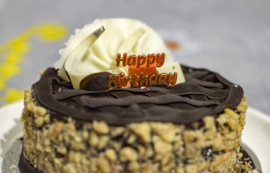 Mutlu Doğum günü pastası ve kutlama 