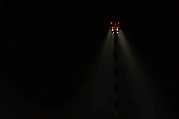 Light Mast Lighting Airport Light Dark Light Beam Fog Black — Stock Photo, Image
