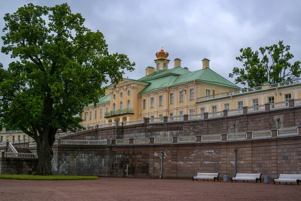 Russia, palace of Menshikov in mansion Oranienbaum in town Lomonosov. — Stock Photo, Image