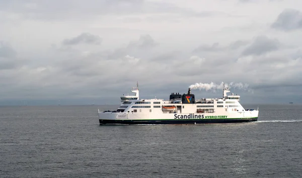 Helsingbog, Zweden - 9 oktober 2016: De passagiersveerboot op de regel Helsingborg - Helsingor, Denemarken — Stockfoto