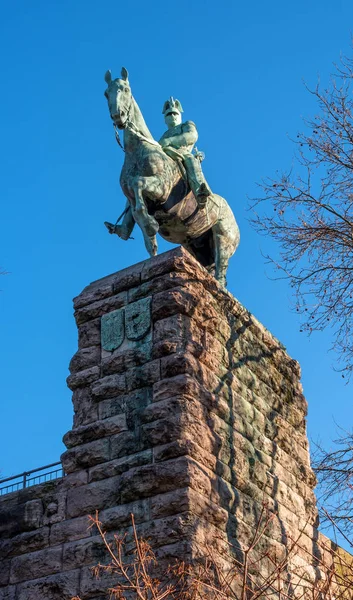 Cologne, Allemagne - 19 janvier 2017 : Statue équestre du roi de Prusse Friedrich Wilhelm Viktor Albert von Preuben . — Photo