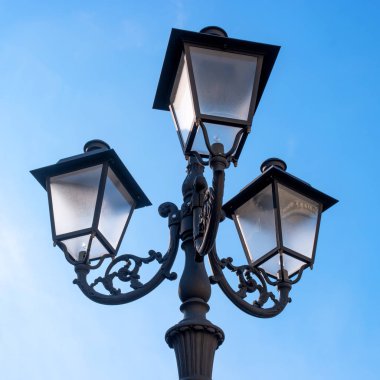 Vintage için stilize sokak lambası. Fener parçası.