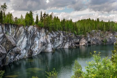Ruskeala Park Karelya Cumhuriyeti, Rusya'nın Mermer Ocağı.