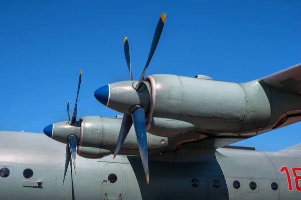 Turboprop engine with propeller. Close-up. — Stock Photo, Image