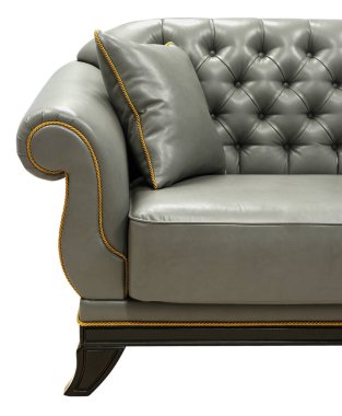 Siyah deri kanepe. Beyaz arka planda izole kanepe. Kırpma yolu da dahil. Parça