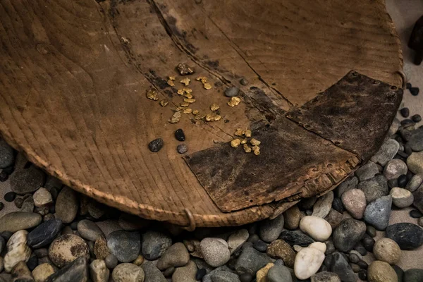 Equipo Paneo Oro Primitivo Con Pepitas Oro — Foto de Stock