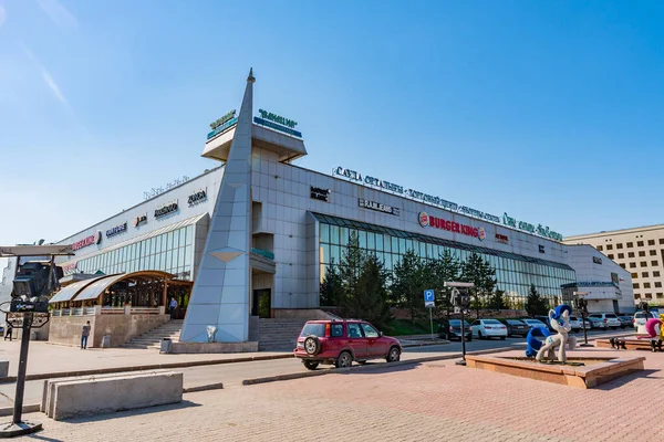 누르 술탄 쇼핑 센터 85 — 스톡 사진