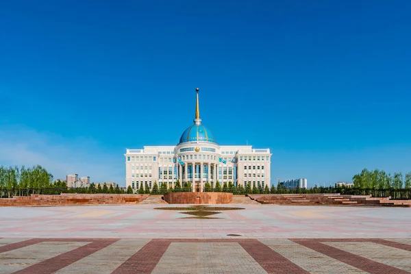 Nur-Sultan-Präsidentenpalast — Stockfoto