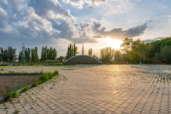 Parc Zharkent Bolek Batyr 33 — Photo