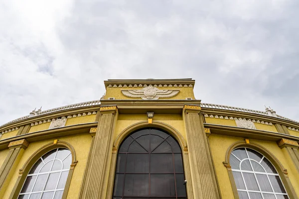 Dushanbe Amfitiyatrosu Park 120