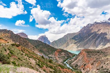 Sughd Iskanderkul Gölü 05