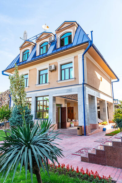 Hotel House Building 02