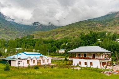 Panjrud Rudaki Mozolesi 09
