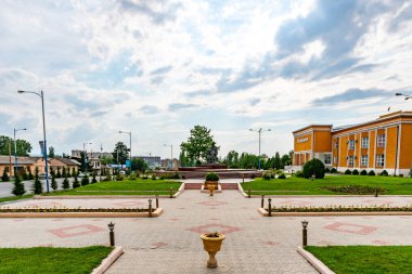 Penjikent Rudaki Heykeli 44