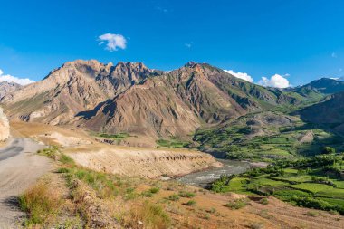Qalai Khumb 'dan Khorugh Pamir Karayolu 53' e