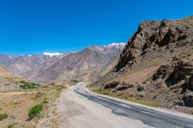 Qalai Khumb 'dan Khorugh Pamir Otoyolu 64' e