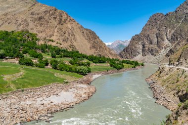 Qalai Khumb 'dan Khorugh Pamir Otoyolu 74' e