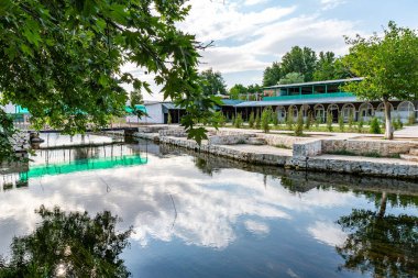 Shahrtuz Chiluchor Chashma 12