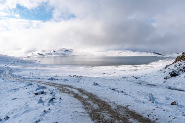 Deosai Ulusal Parkı Manzarası 22