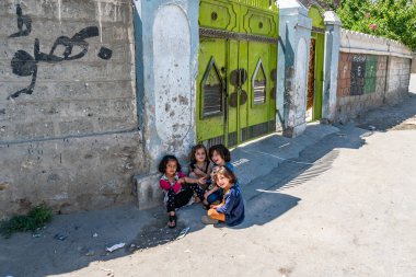 Gilgit Küçük Çocukları 29 yaşında.