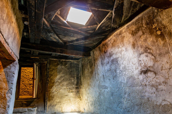 Каримабадский Альтит Форт 40
