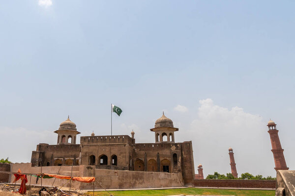 Лахорский форт
