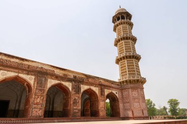 Jahangir 'in Lahor Mezarı 255