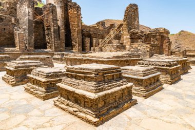 Mardan Takht-i-Bahi Tahtı 11