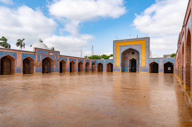 Bu Şah Cihan Camii 21