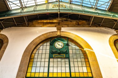 Porto Sao Bento Tren İstasyonu