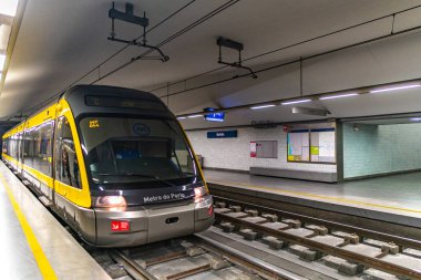 Porto Metro Public Transport clipart
