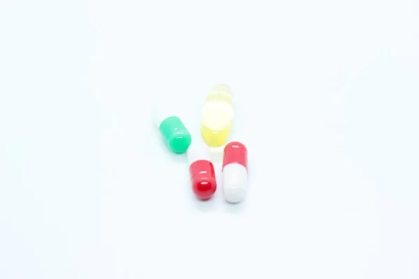 Tablets, capsules, vitamins, located on a white background — 스톡 사진