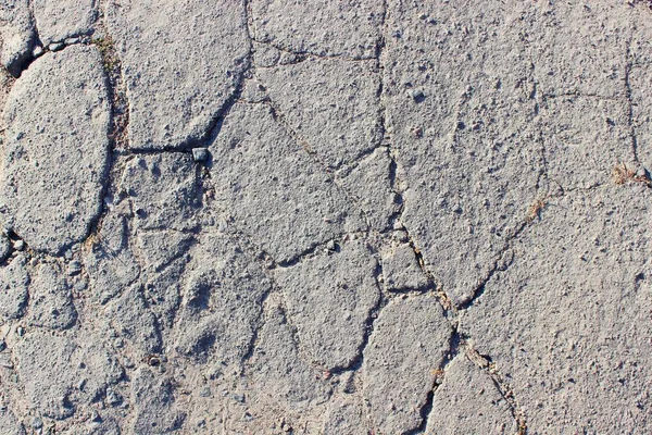 Kırık gri asfalt şehir sıcağı yaz sıcağı