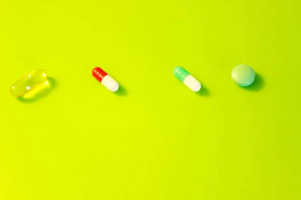 비타민 의약품을 복용하라 — 스톡 사진