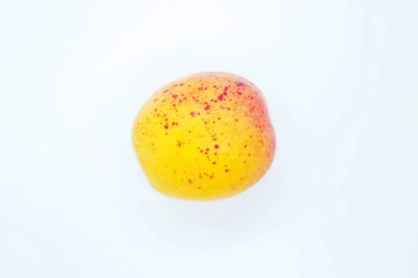 Ripe Delicious Juicy Apricot Perched White Background — Stock Photo, Image