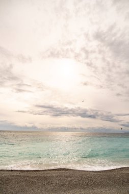 Akdeniz kıyıları.