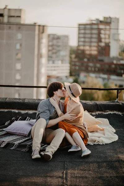 Young Happy Couple Love Sitting Rooftop Building Enjoying Each Other — ストック写真