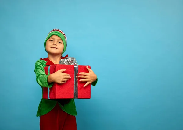 Niño disfrazado de elfo de Santa —  Fotos de Stock