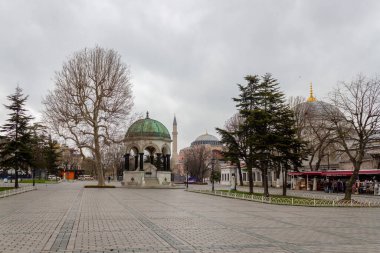 İstanbul / Türkiye - 25 Mart 2020: Coronavirüs salgını kapsamında alınan tedbirler sonucunda İstanbul 'da kimse kalamadı