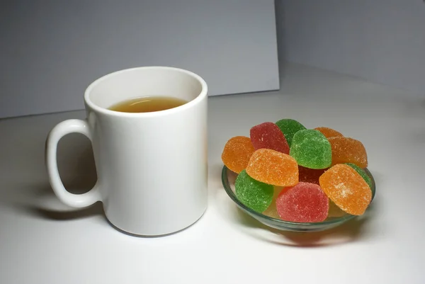 Doces Marmelada Açúcar Caramelo Uma Xícara Chá — Fotografia de Stock